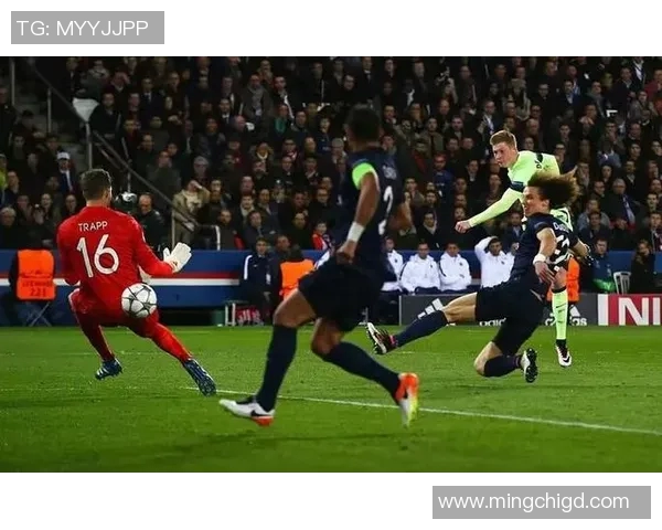 巴黎圣日耳曼与马德里竞技的巅峰对决谁能笑到最后