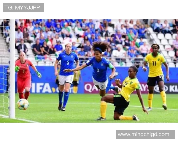 意大利女足与澳大利亚女足激战正酣谁能在世界杯赛场上笑到最后 意大利女足与澳大利亚女足激战正酣谁能在世界杯赛场上笑到最后